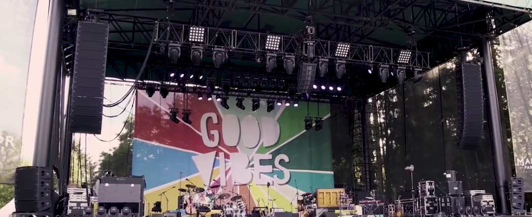 Catching Up With Jason Mraz On Tour: Why Crew Members Depend on HARMAN Audio & Lighting Gear feature